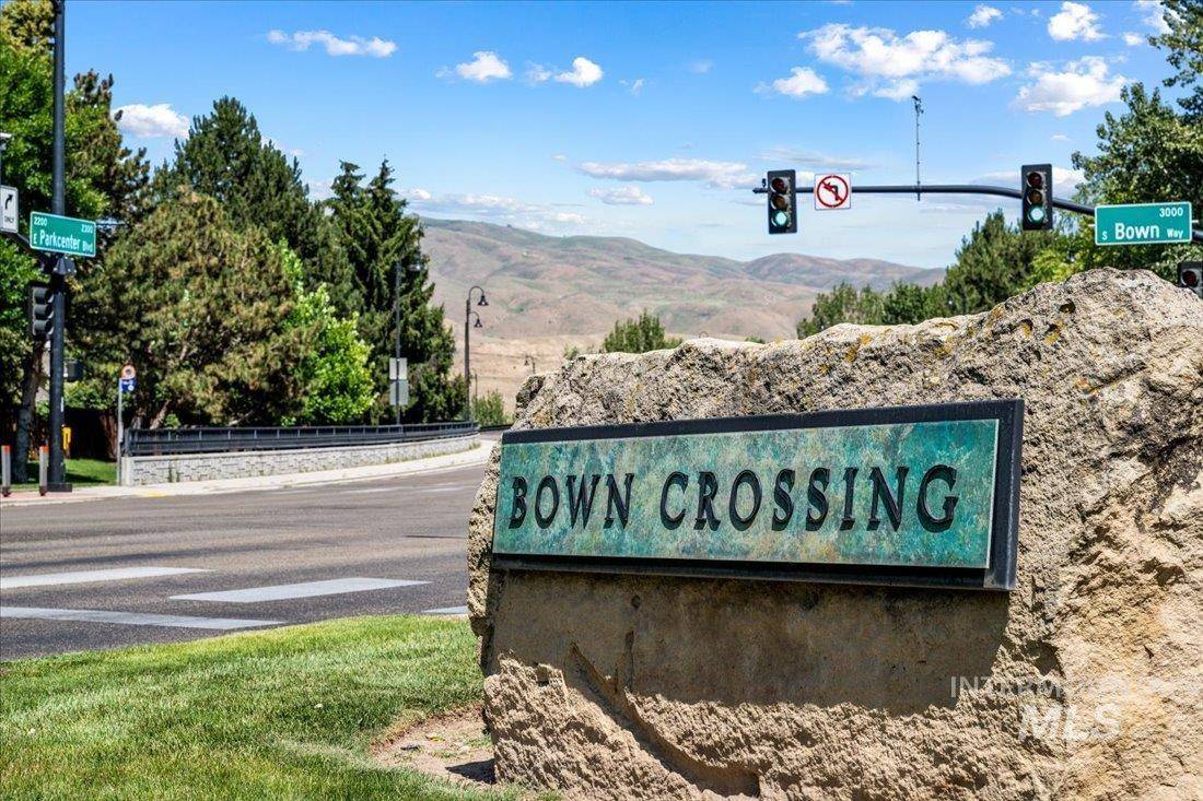 2399 E Riverwalk Dr., Boise, ID 83706