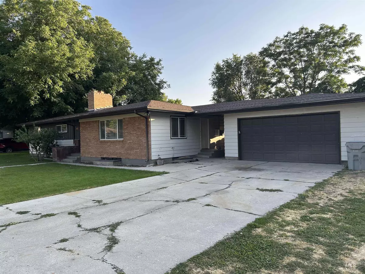 Caldwell, ID 83605,2320 S Illinois