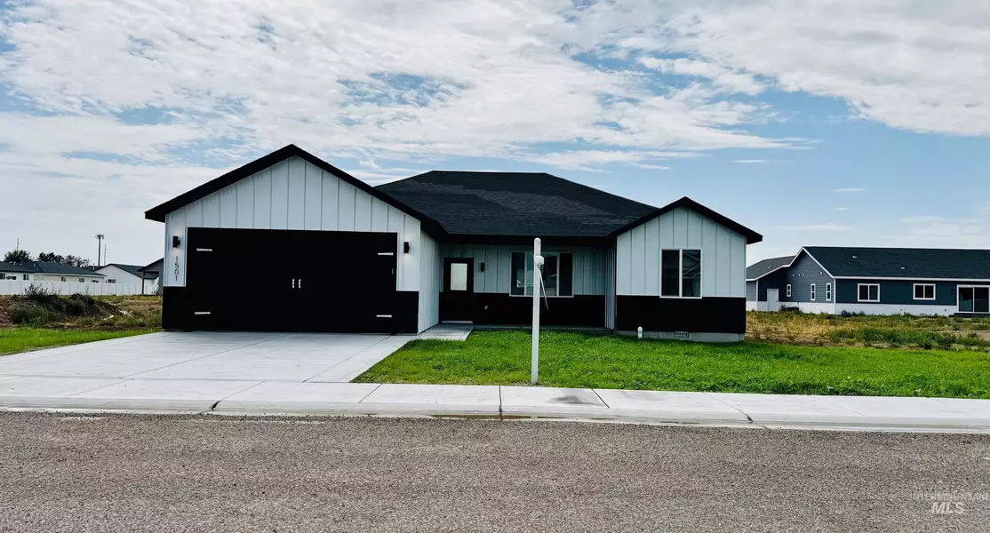 1501 Parker Dr, Rupert, ID 83350