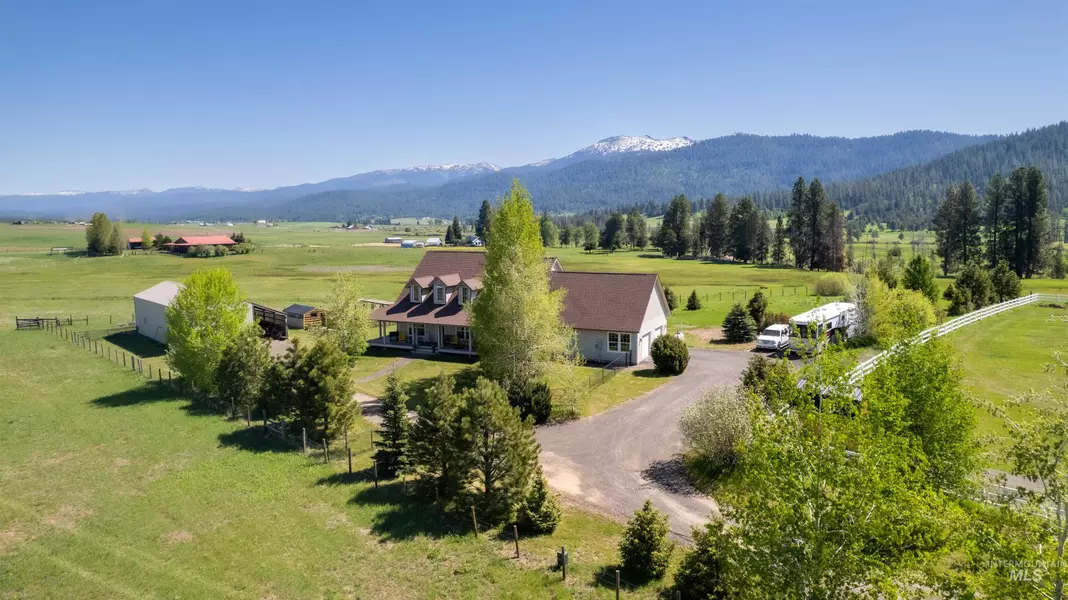 13586 Farm To Market, Mccall, ID 83638