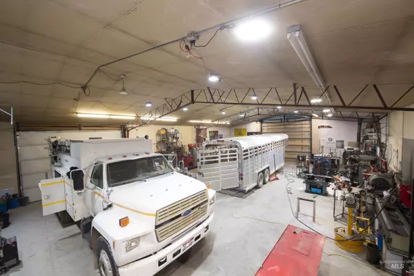 Challis, ID 83226,188 Wilson Lane