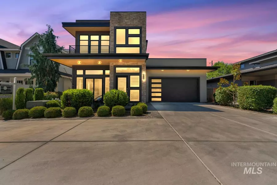 2563 N N 23rd    Place, Boise, ID 83702