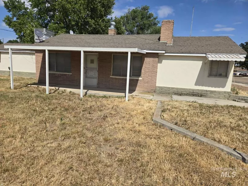 914 W Roberts Ave, Nampa, ID 83651