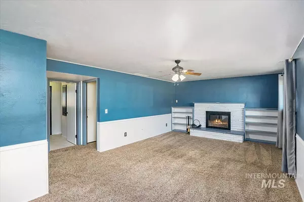 Boise, ID 83709,674 S Sawtooth Ave