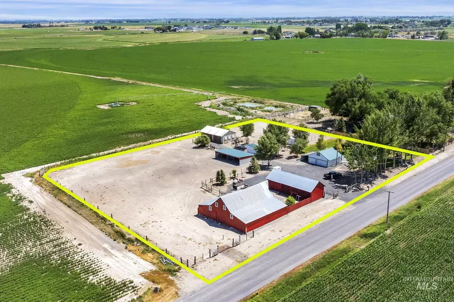 4152 N 2200 E, Filer, ID 83328