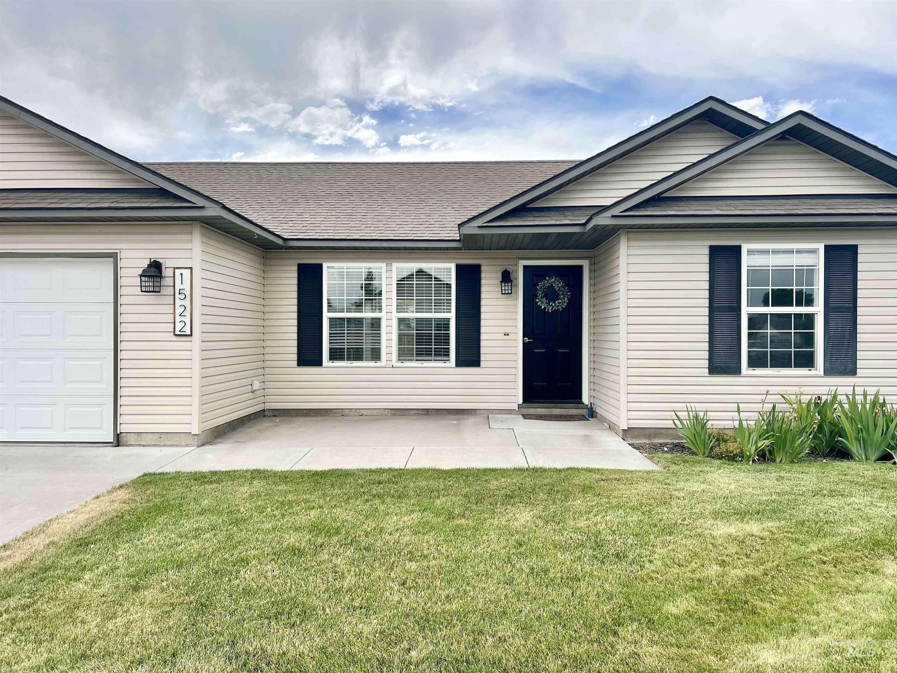 1522 Dana St, Twin Falls, ID 83301