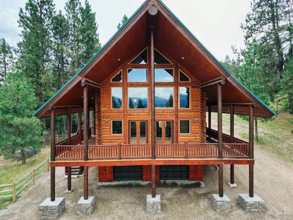 44 Crosstimber Loop,  Garden Valley,  ID 83622