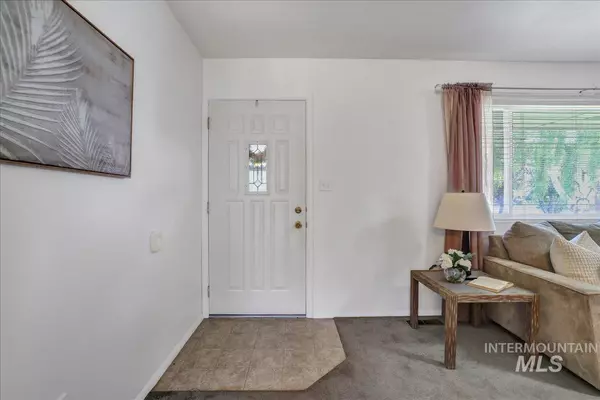 Jerome, ID 83338,706 10th Avenue