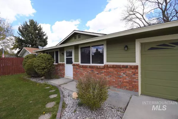 Eagle, ID 83616,250 S Harlan Place