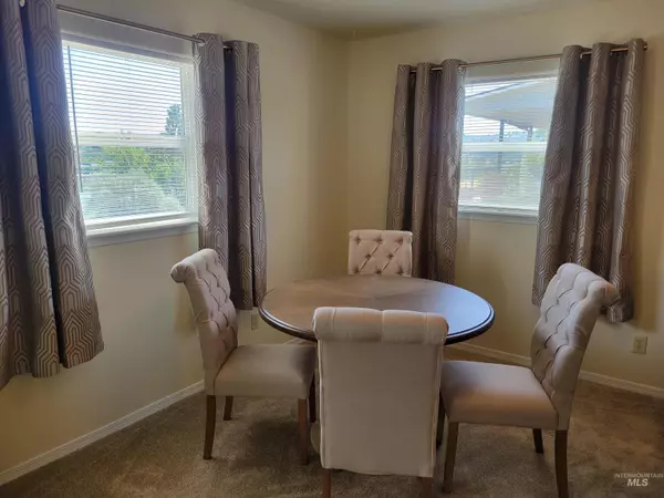 Clarkston, WA 99403,539 Riverview Blvd