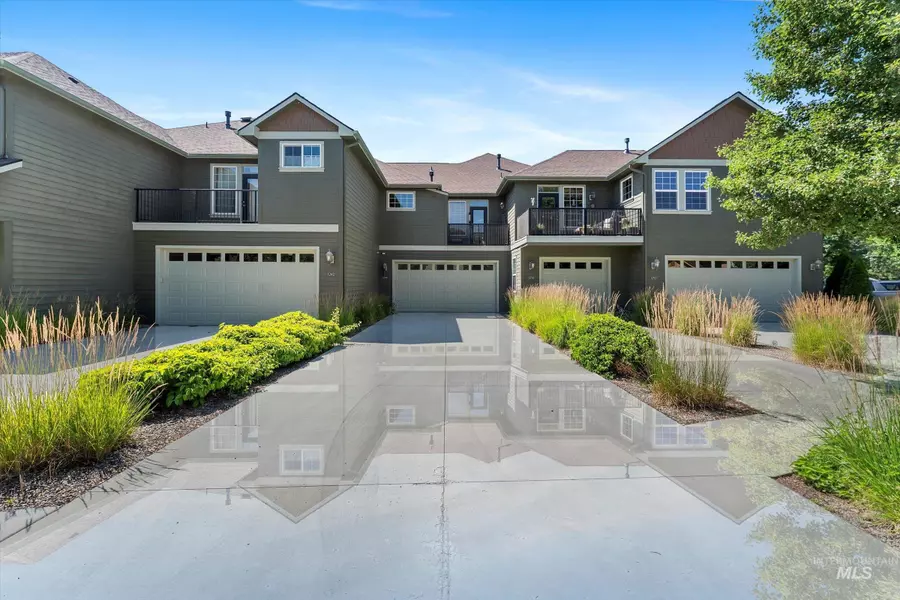 1244 E Winding Creek Drive, Eagle, ID 83616
