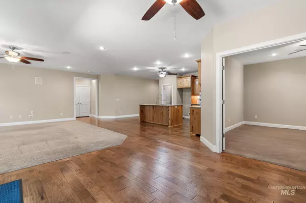 Nampa, ID 83686,1026 S Riverstone Dr
