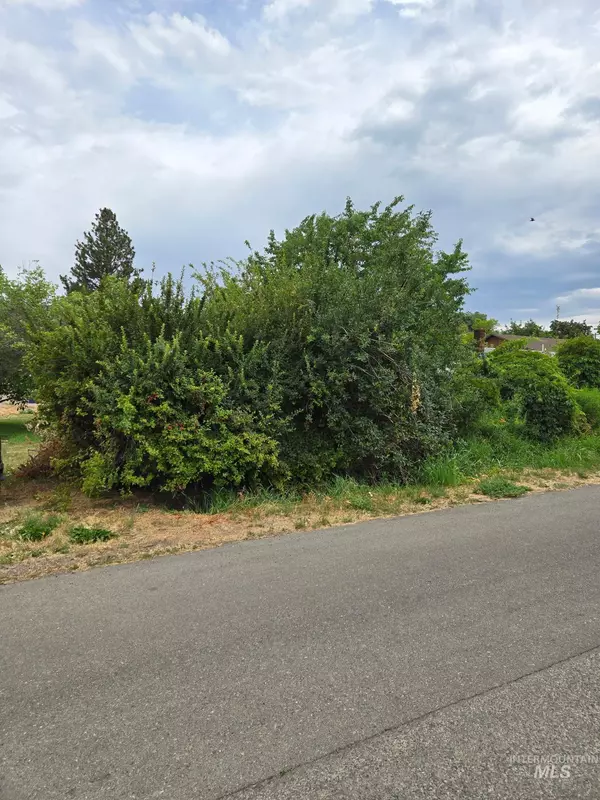 Jerome, ID 83338,214 E Avenue E