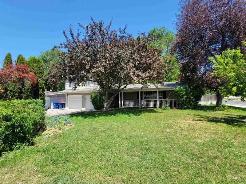 706 N Sunrise Blvd, Twin Falls, ID 83301