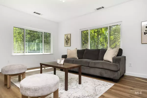 Nampa, ID 83687,160 4th St. N.