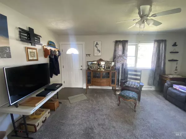 Arco, ID 83213,415 Mary Dr