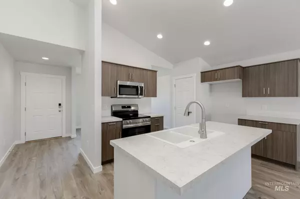 Caldwell, ID 83605,11096 Cart St