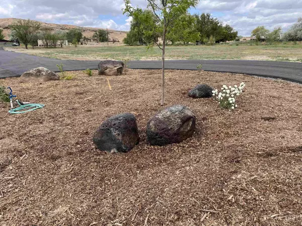 Buhl, ID 83316,1106 East 4796 North