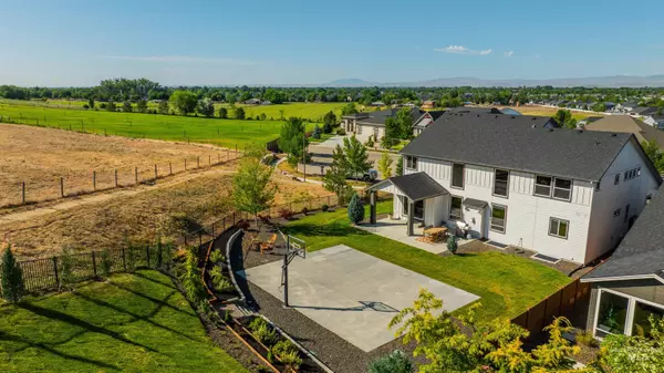 Meridian, ID 83642-4497,2043 E Lodge Trail Dr