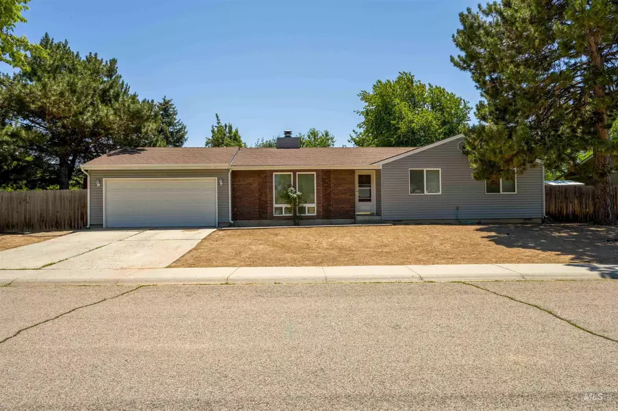 11043 W Flintlock Dr., Boise, ID 83713-3843