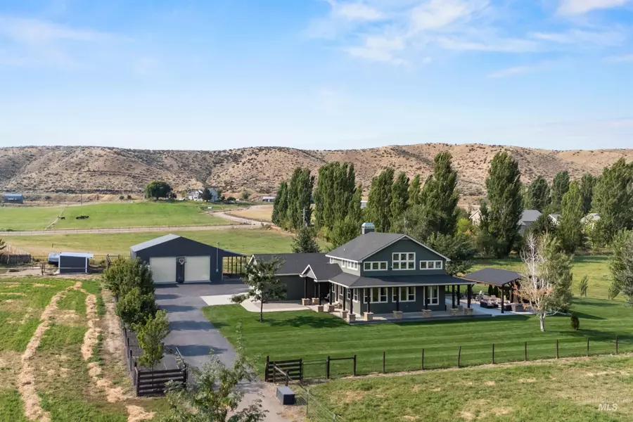 7065 Mustang Lane, Emmett, ID 83617