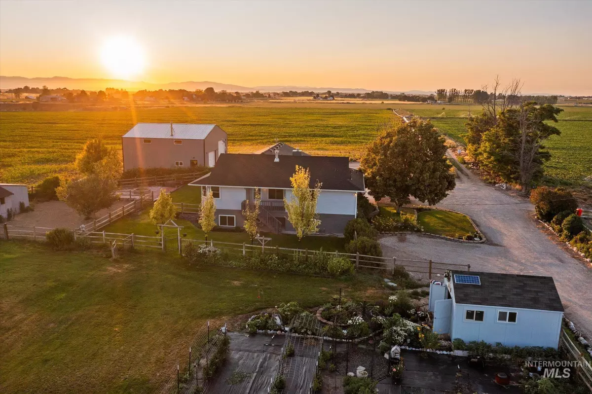 Kuna, ID 83634,8268 Robinson Rd.