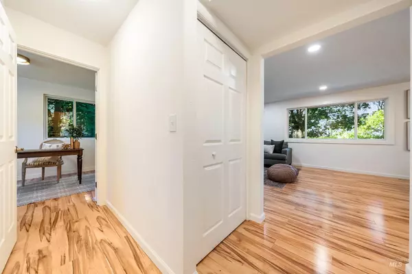 Boise, ID 83709,8478 W Brookview Dr