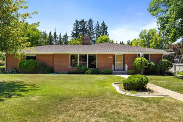 5605 W Lubkin St, Boise, ID 83706-1029