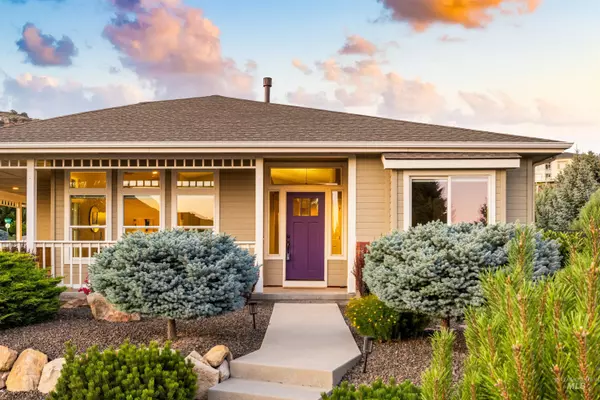 Boise, ID 83712,1752 S Wind Dancer Way