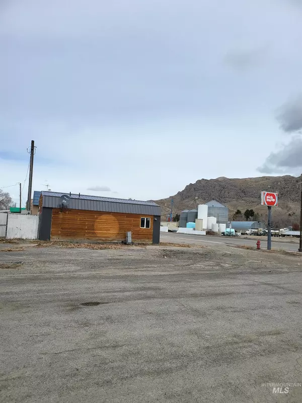 Arco, ID 83213,242 Front Street