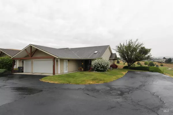 3735 Swallows Nest Court, Clarkston, WA 99403