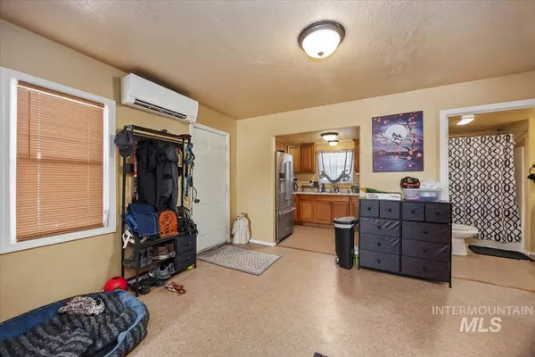 Buhl, ID 83316,417 12th Avenue North