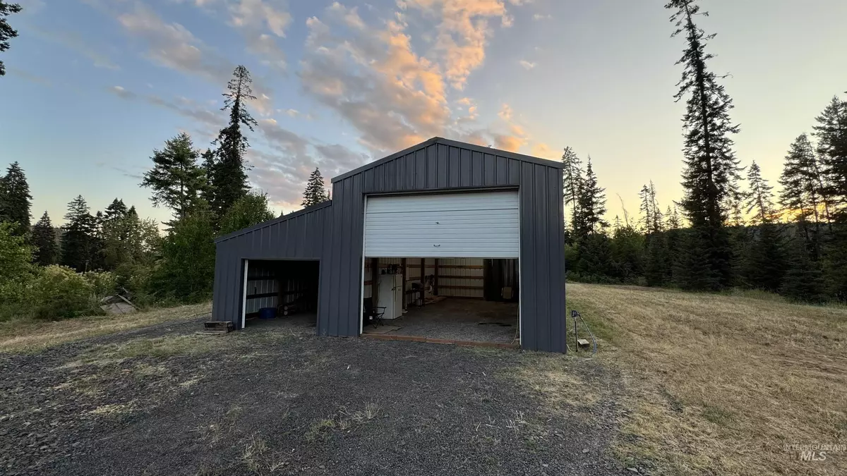 Orofino, ID 83530,1156 Huckleberry Butte  Rd