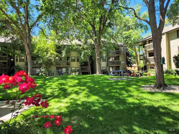 Boise, ID 83706,3749 S Gekeler Ln