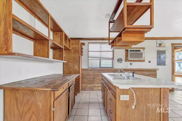 Jerome, ID 83338,505 5th Ave W