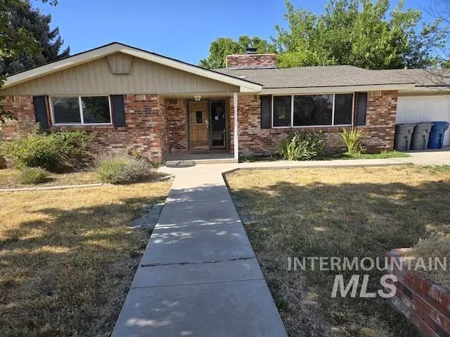 219 Rudolph St, Caldwell, ID 83605