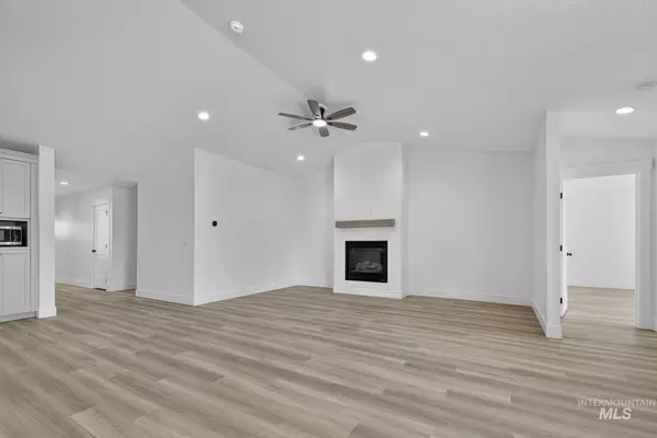 Parma, ID 83660,1010 E Verina St