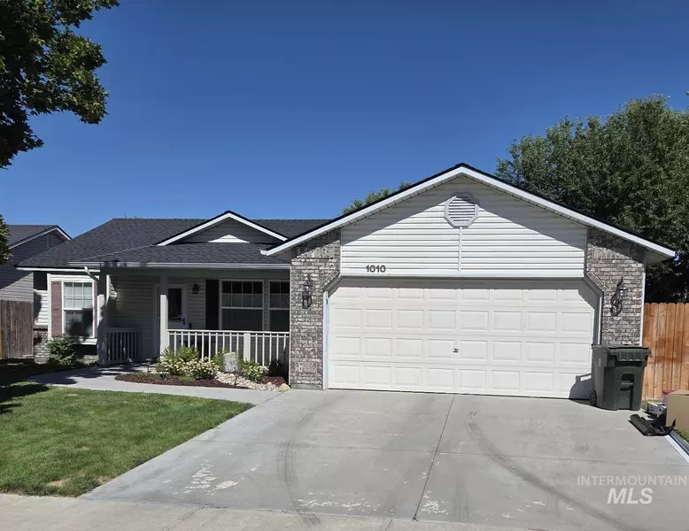 1010 N Adkins, Meridian, ID 83642