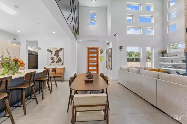 Boise, ID 83703-3616,4774 W Castlebar Dr