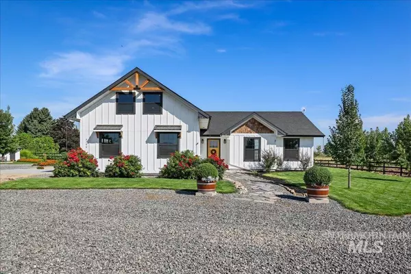 6790 E Locust Ln, Nampa, ID 83686