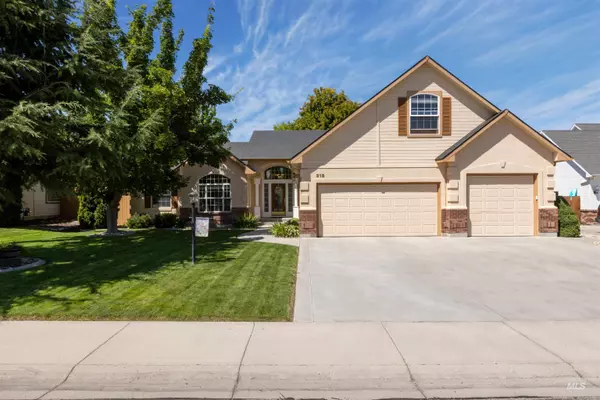 318 S Middle Creek Dr, Nampa, ID 83686