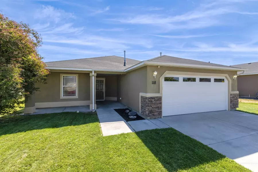 118 Bridgeport Ave, Caldwell, ID 83605