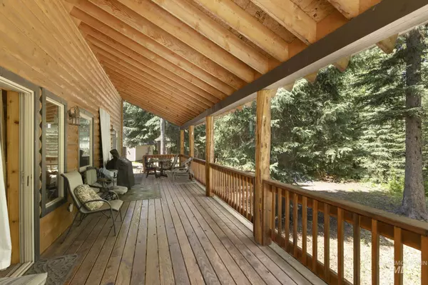 Cascade, ID 83611,10324 Peterson Loop