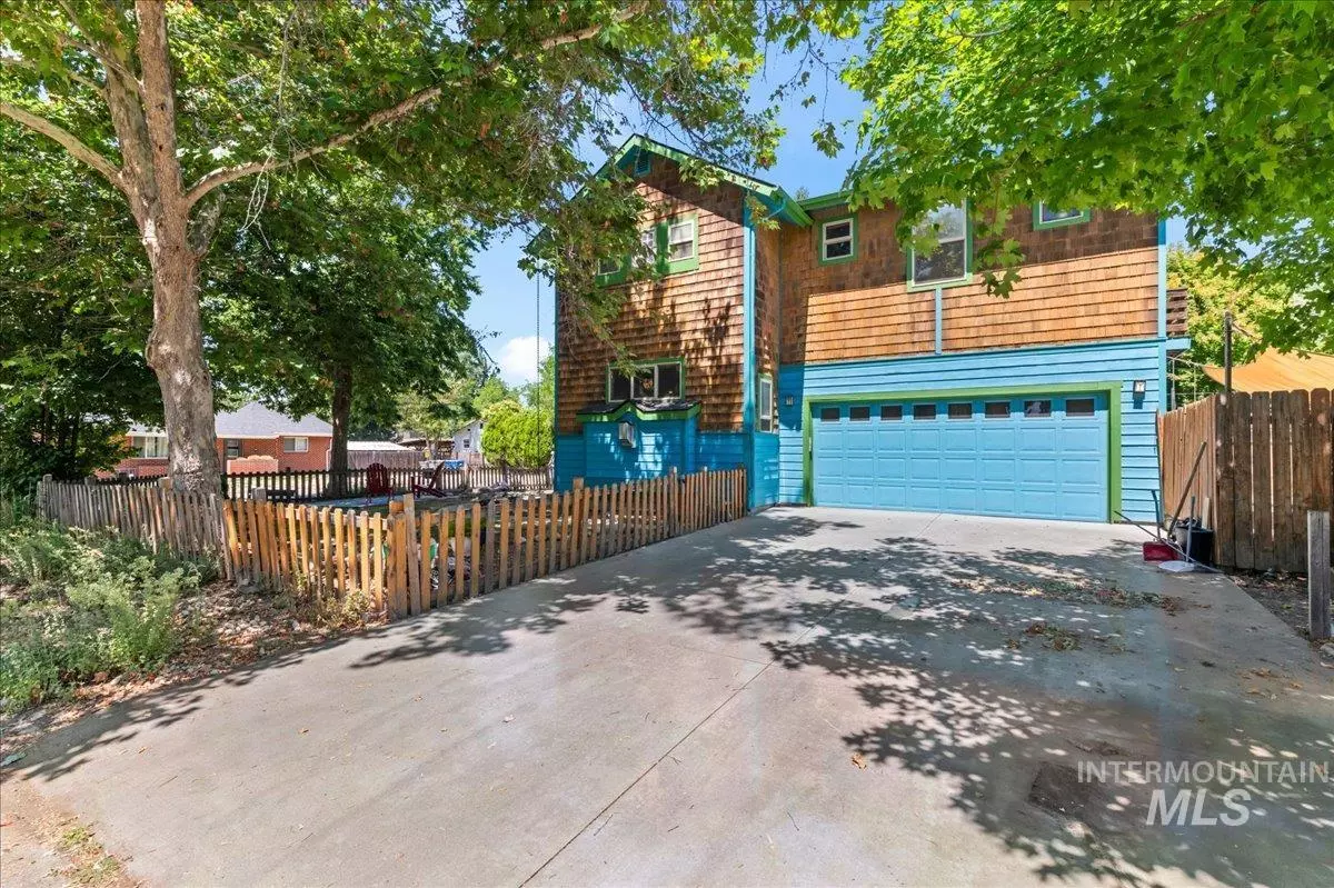 Boise, ID 83702,2102 N 20th