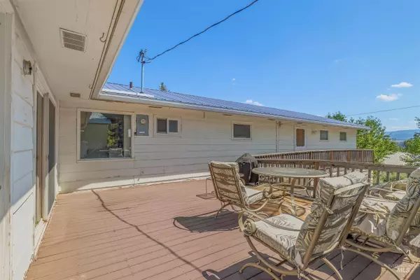 Potlatch, ID 83855,850 Maple St