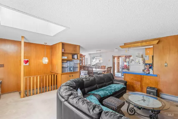 Potlatch, ID 83855,850 Maple St