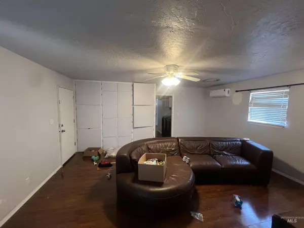 Kamiah, ID 83536,908 13th Street