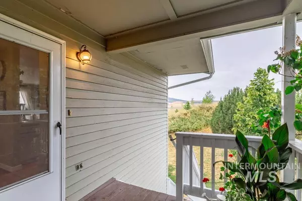 Moscow, ID 83843,207 Lathen St Apt B