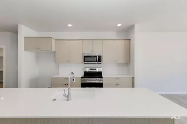 Kuna, ID 83634,684 W Striped Owl St