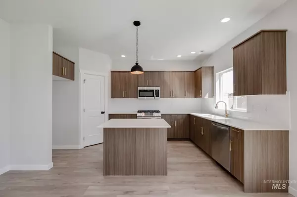 Boise, ID 83709,6398 S Banded Eagle Way